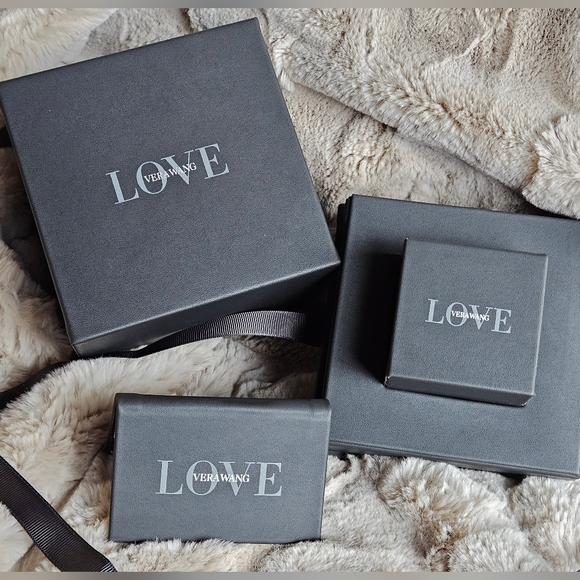 ♡Brand New♡- Vera Wang Love - Empty Ring Boxes - Picture 5 of 6